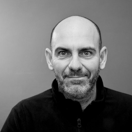 PatoBot - GPTs PatoBot es tu guía en los negocios para mejorar tu estrategia empresarial.